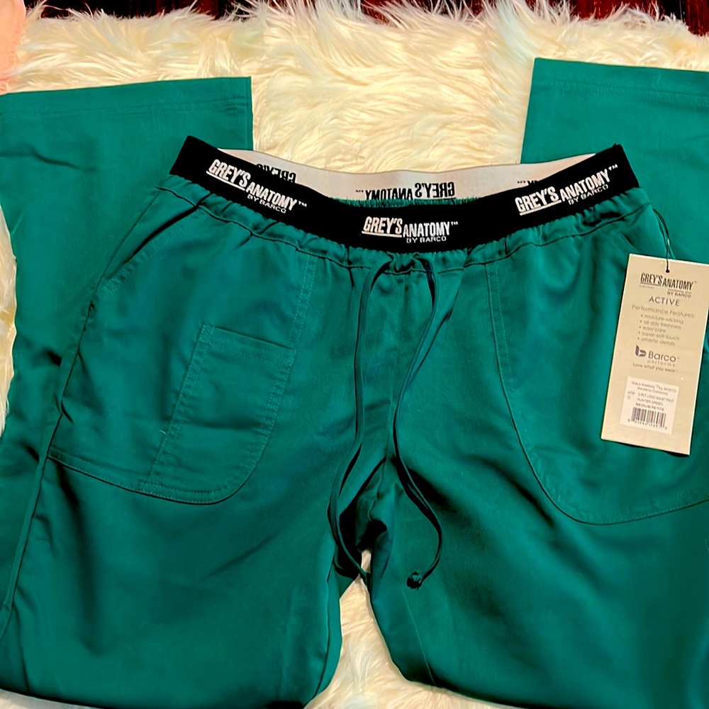 Greys Anatomy Hunter Green-new with tag.